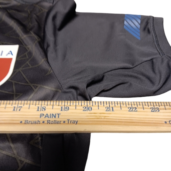 UMBRO ITALIA MEN'S SIZE LARGE BLACK WORLD CUP SOCCER JERSEY. - Picture 4 of 5